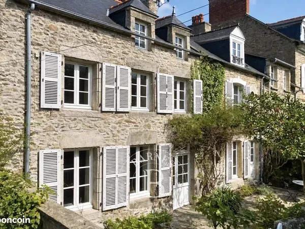 Propriété 8 pièces 186 m²