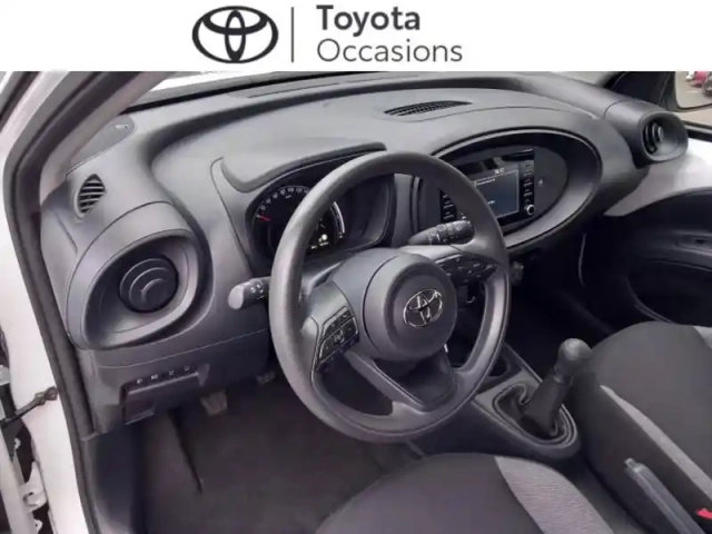 Toyota Aygo X 1.0 vvt-i 72ch active business my23 — photo 6