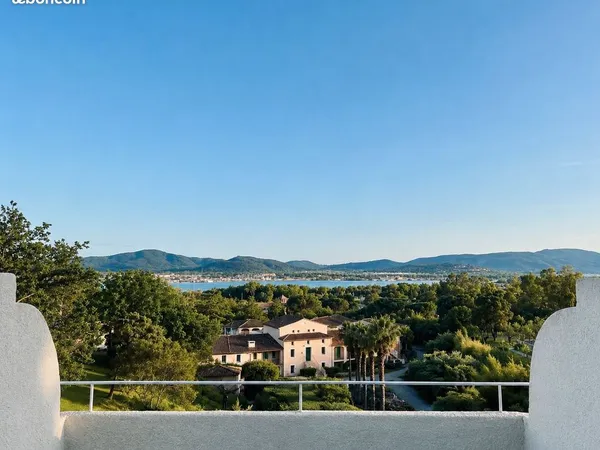 RARE Duplex Résidence P&V Les Parcs de Grimaud