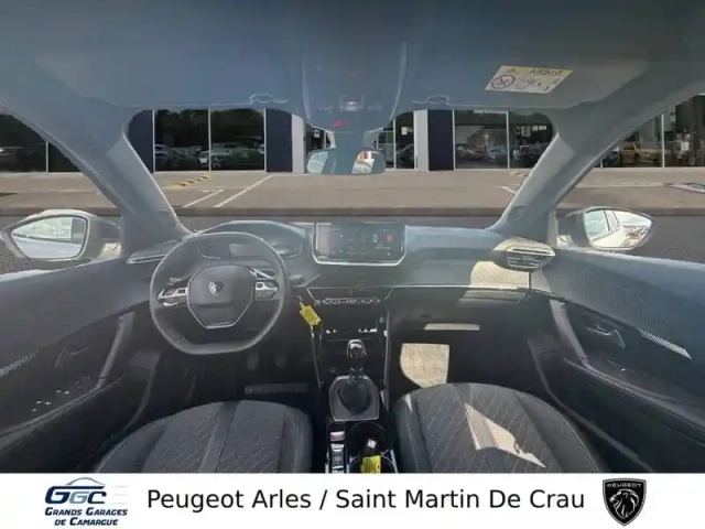 Peugeot 2008 puretech 100 s&amp;s bvm6 — photo 8