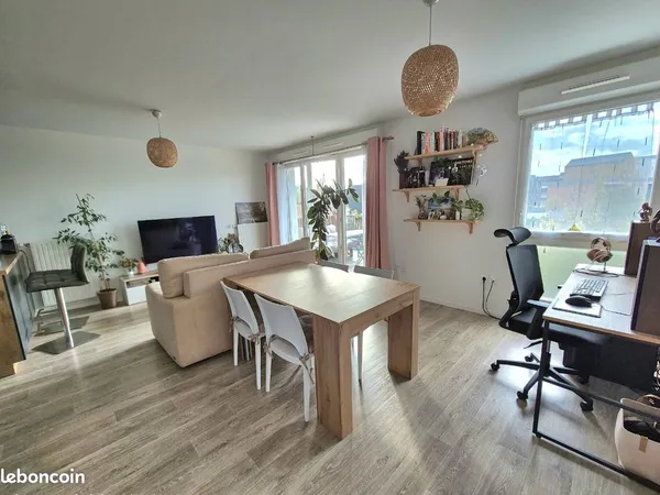 Grand appartement 2 pièces 61 m²