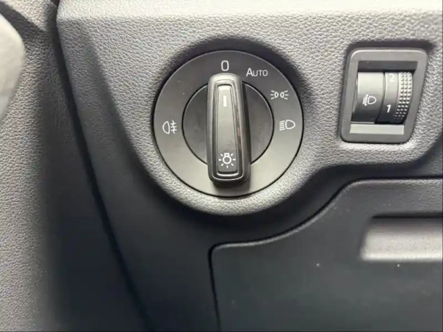 Skoda Kamiq 1.0 tsi 95ch business — photo 28