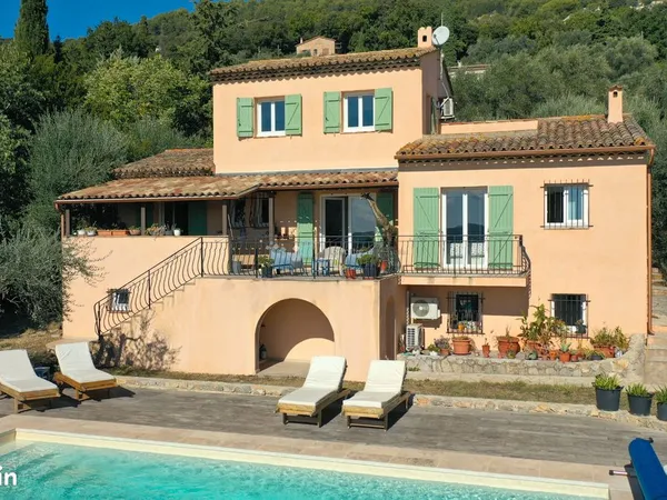 Villa 6 pièces 202 m²