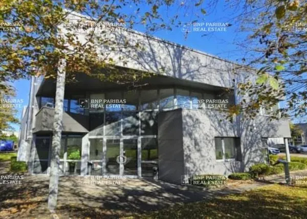 Local d'activité 2564 m²
