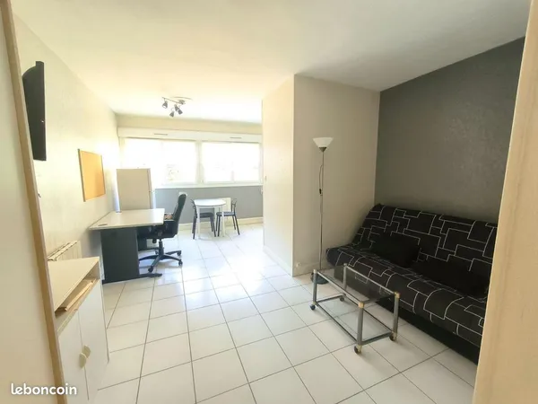 Studio 1 pièce 26 m²