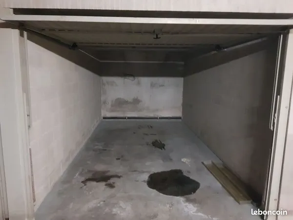 Garage dans résidence sécurisée quartier Claret