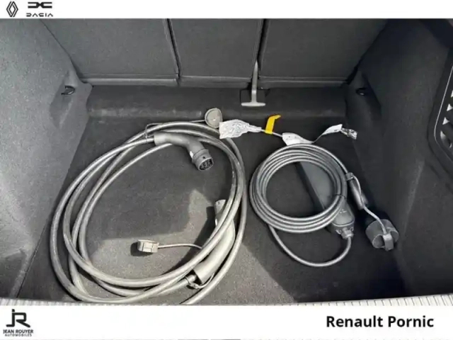 Renault Scenic techno e-tech electric 220ch grande autonomie optimum charge ac22kw — photo 29