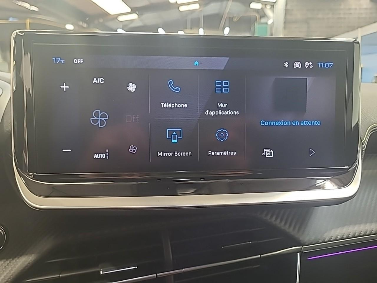 Peugeot 2008 electrique 54 kwh 156 ch gt — photo 11
