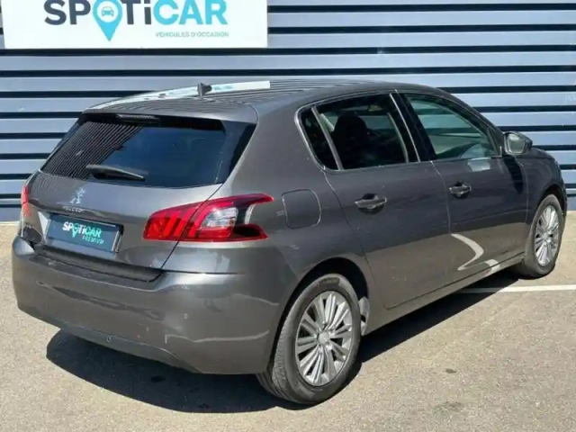 Peugeot 308 1.2 puretech 130ch s&amp;s allure pack — photo 3