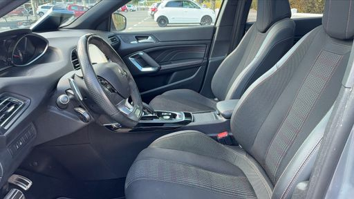 Peugeot 308 1.5 BlueHDi 130 EAT8 - GT Line – 2020 – 93615 km – Diesel – Boîte Automatique — photo 25