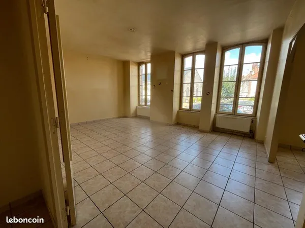 Appartement 3 pièces en rez-de-chaussée - Coeur de village de Brienon-sur-Armançon