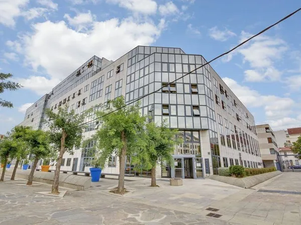 Bureaux 1039 m²