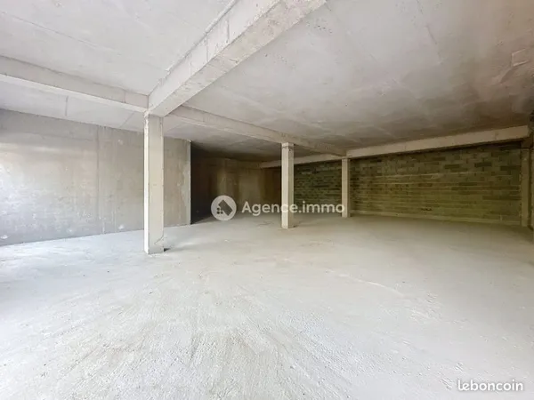 Fonds de commerce 180 m² Flassans-sur-Issole