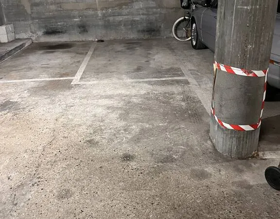 Garage et parking Location Paris 150€
