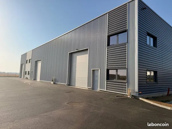 LOCAL D'ACTIVITE 400 m² BEAUVAIS