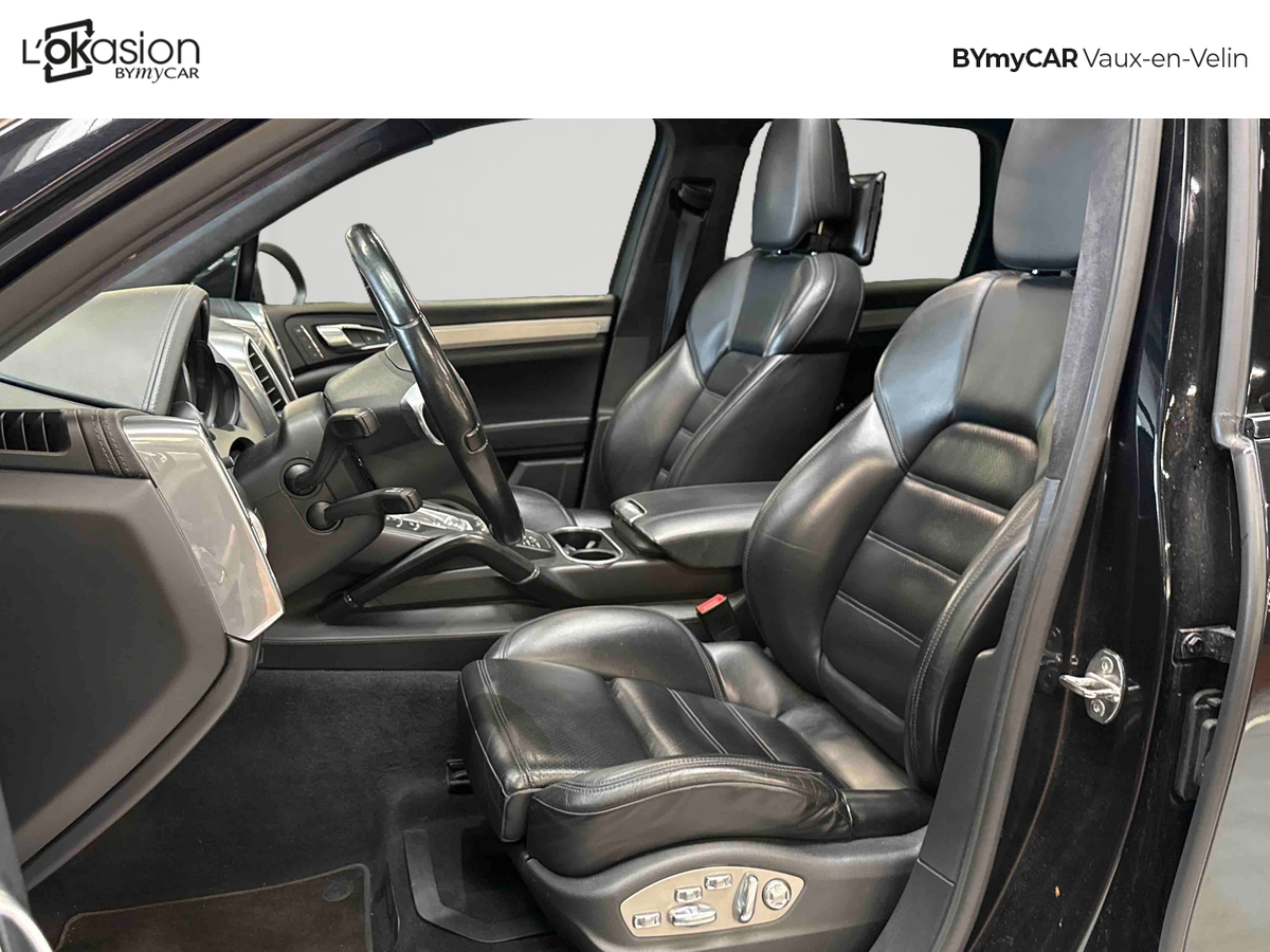 Porsche Cayenne 4.8 V8 — photo 15