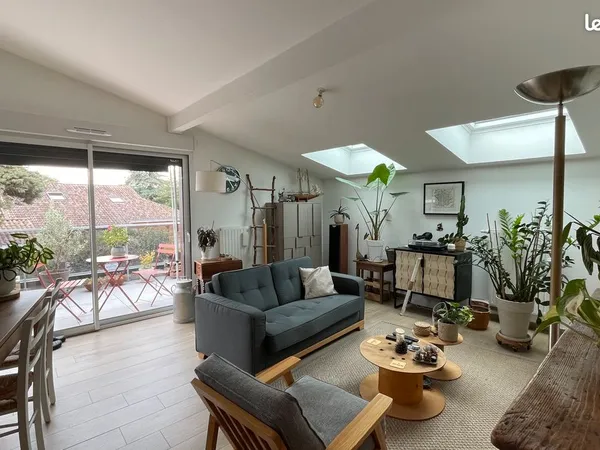 Appartement T3 - 67 m2 - Etage 2/2