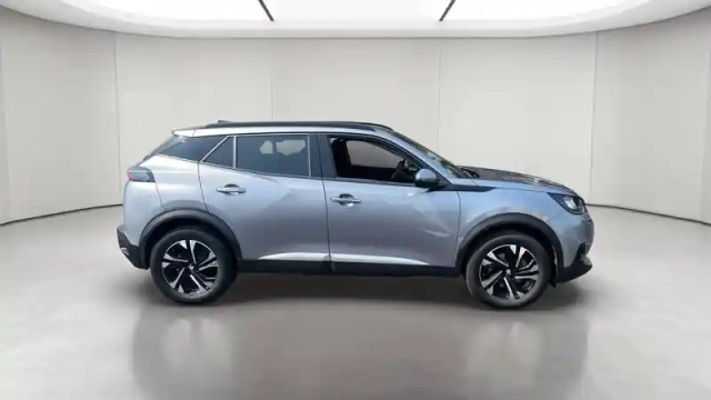 Peugeot 2008 moteur électrique 136 ch — photo 8