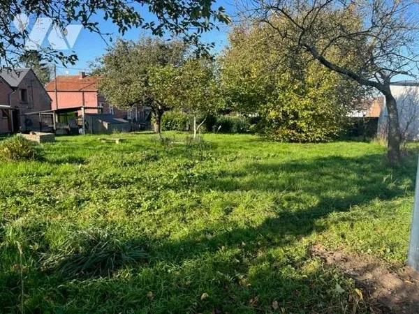 Terrain 646 m²