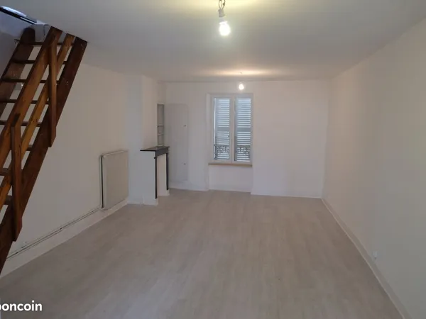 Grand 3 pièces 98 m², Nevers centre