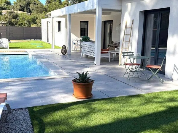Maison 4 pièces 143 m²