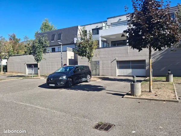 Stationnement Location Kembs  13m² 100€