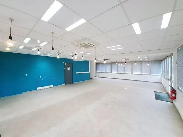 Bureaux prêts à l'emploi — Massy