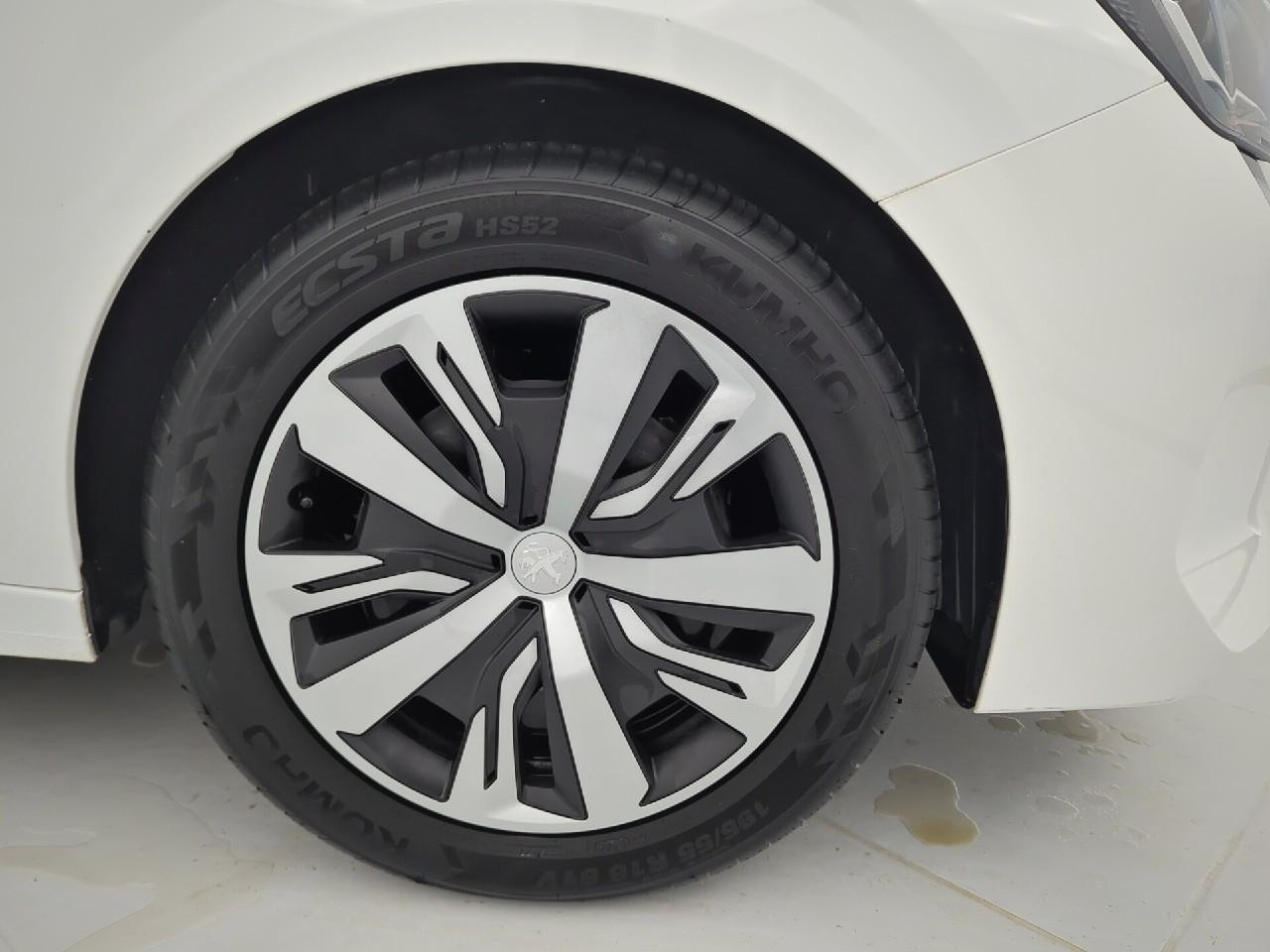 Peugeot 208 puretech 75 s&s bvm5 active pack — photo 30
