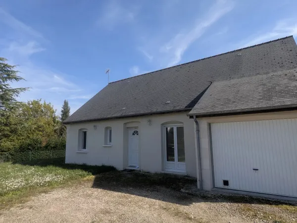 CINQ MARS LA PILE, MAISON récente F5 garage sur terrain 1090 M² clos