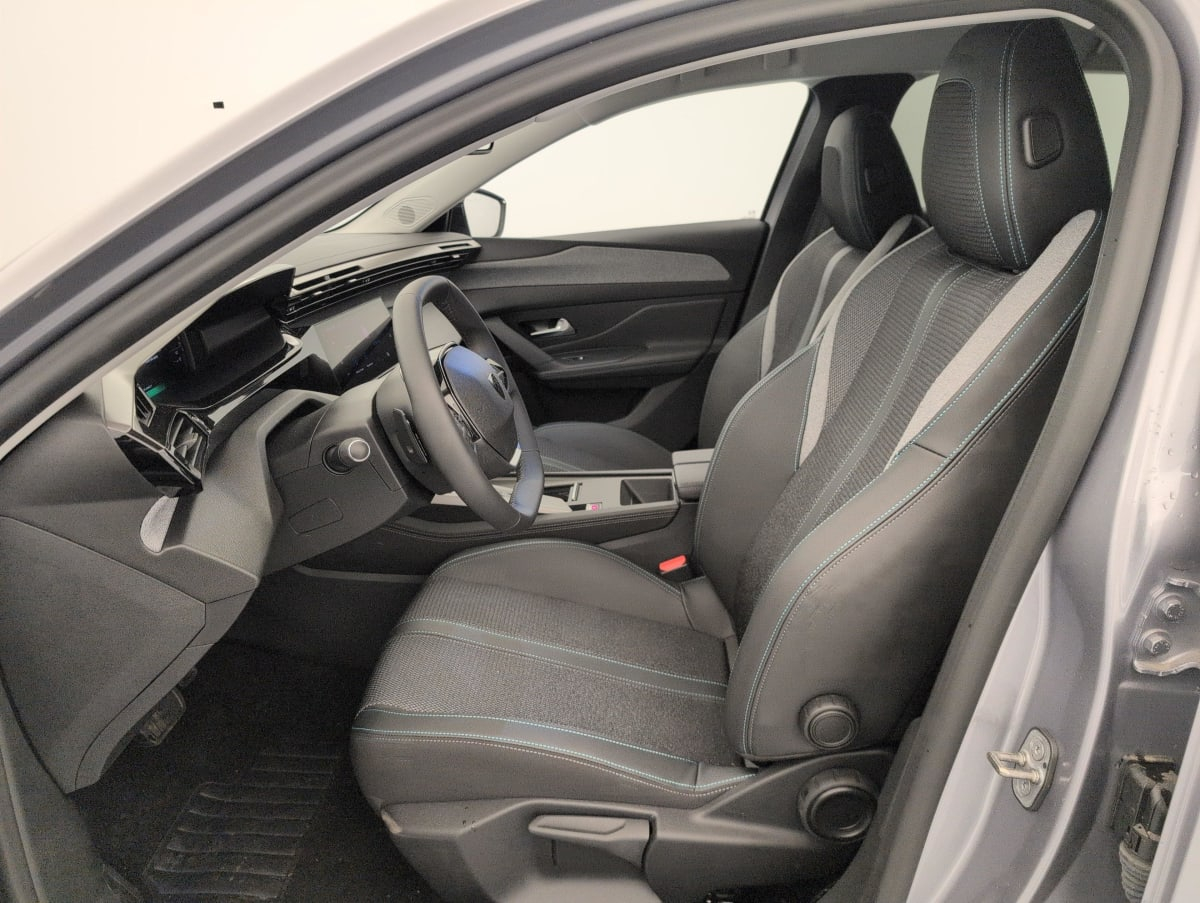 Peugeot 308 SW — photo 16