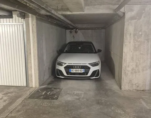 Stationnement Location Marseille 110€