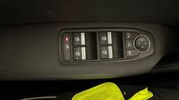 Renault Captur 1.0 TCe 100ch Intens - 20 — photo 28