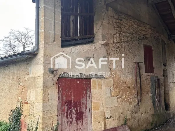 Ancienne ferme à réhabiliter en maison d'habitation