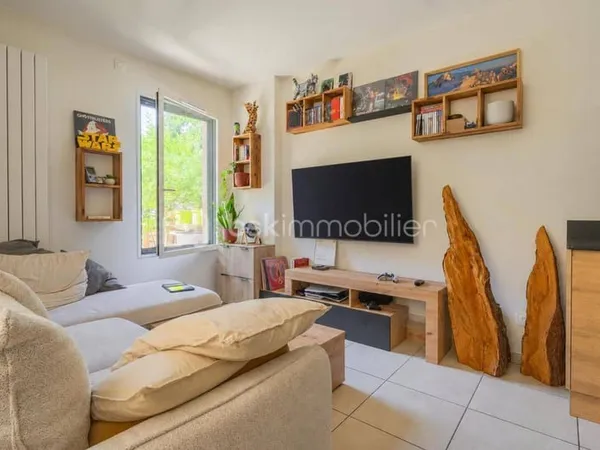 Studio 1 pièce 33 m²