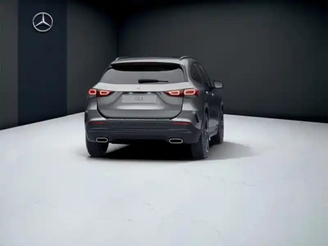 Mercedes Gla 250 e amg line — photo 34