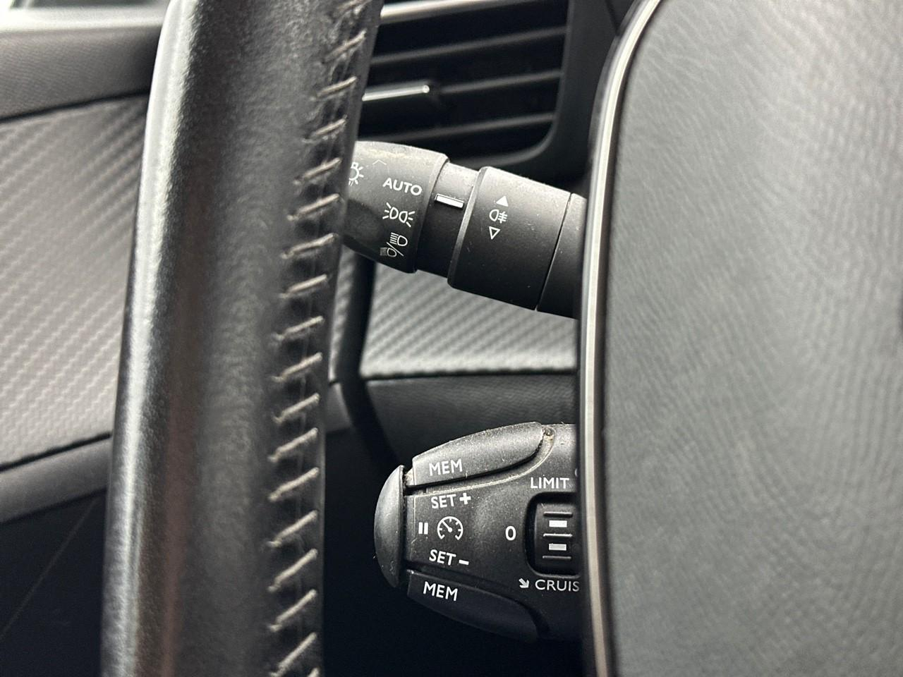 Peugeot 208 bluehdi 100 bvm6 premium — photo 21