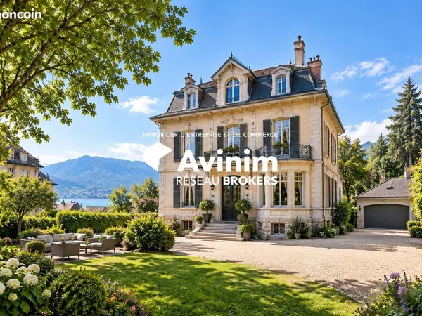 Bureaux 593 m² Annecy