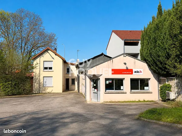 Immeuble 5 pièces 360 m²