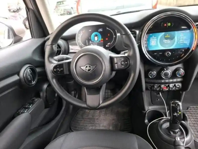 Mini Mini 5 portes one 102ch essential bva7 — photo 6