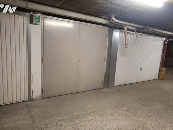 Stationnement Location Antibes   30000€