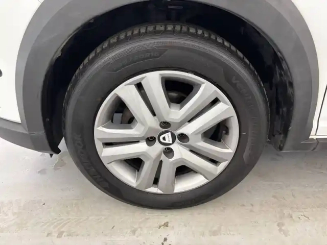 Dacia Sandero eco-g 100 — photo 28