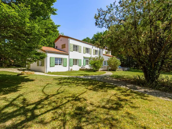 Maison de famille, belle endormie à révéler