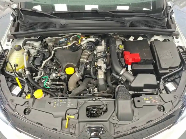 Renault Clio blue dci 85 — photo 13