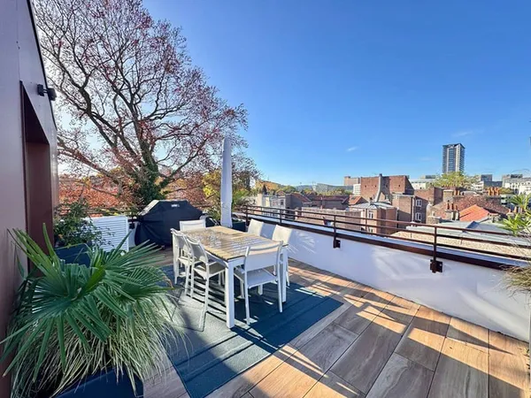 Appartement 4 pièces 122 m²