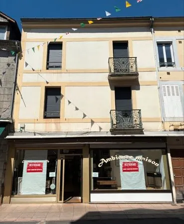 Local commercial centre ville