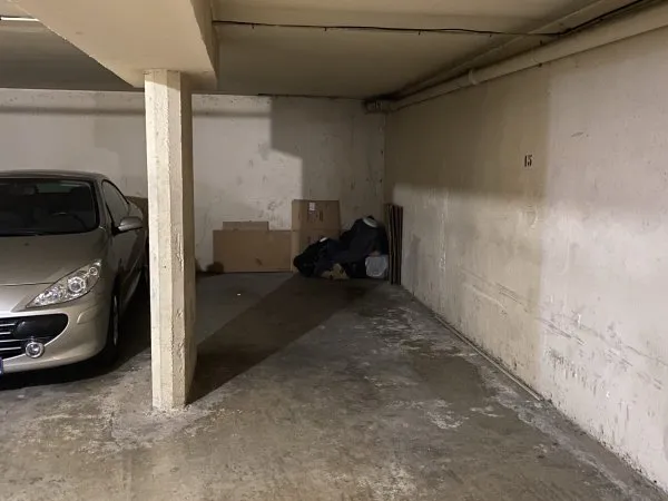 Loue parking