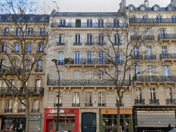 Local professionnel 184 m²