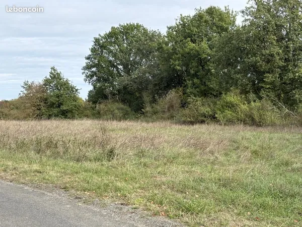 Terrain 660 m² Saint Germain Du Puch