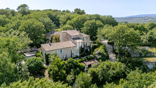 Maison 534 m²