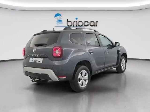 Dacia Duster 1.0 tce 100ch confort 4x2 suréquipé — photo 26